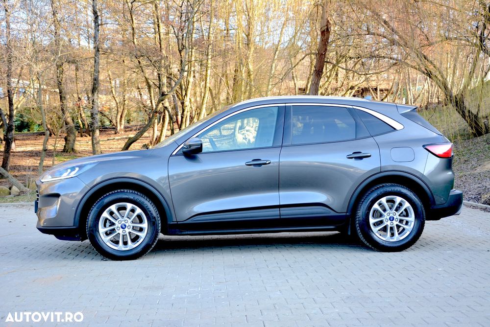 Ford Kuga 2.5 Duratec FHEV TITANIUM - 6