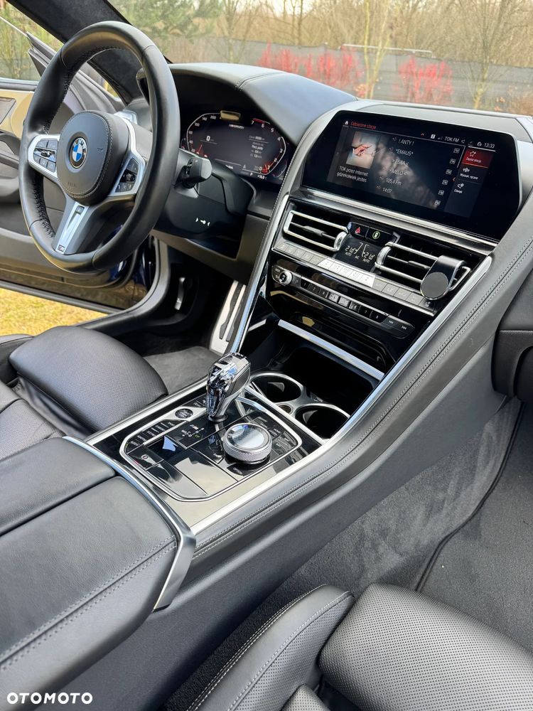 BMW Seria 8 - 35