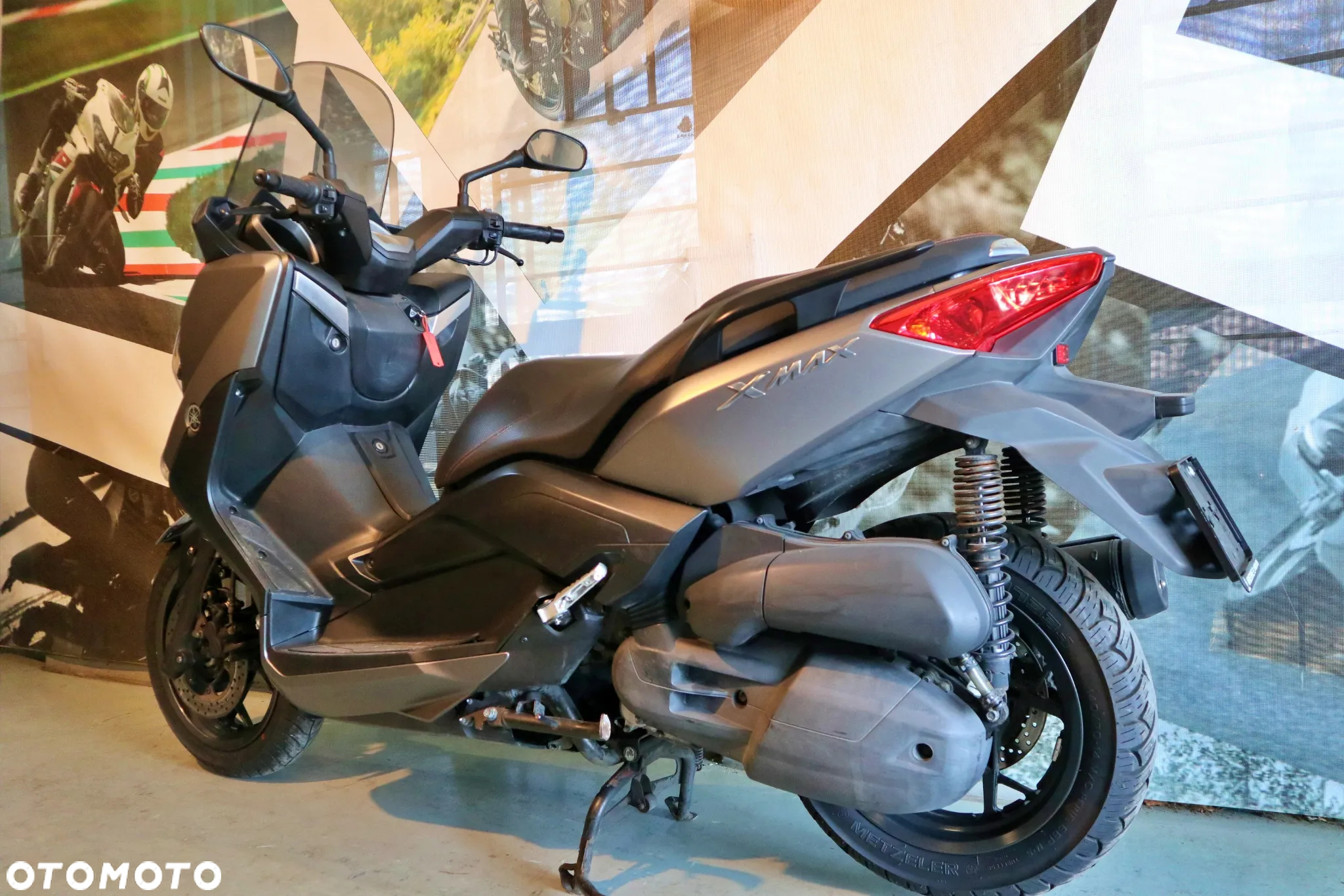 Yamaha X-max - 5