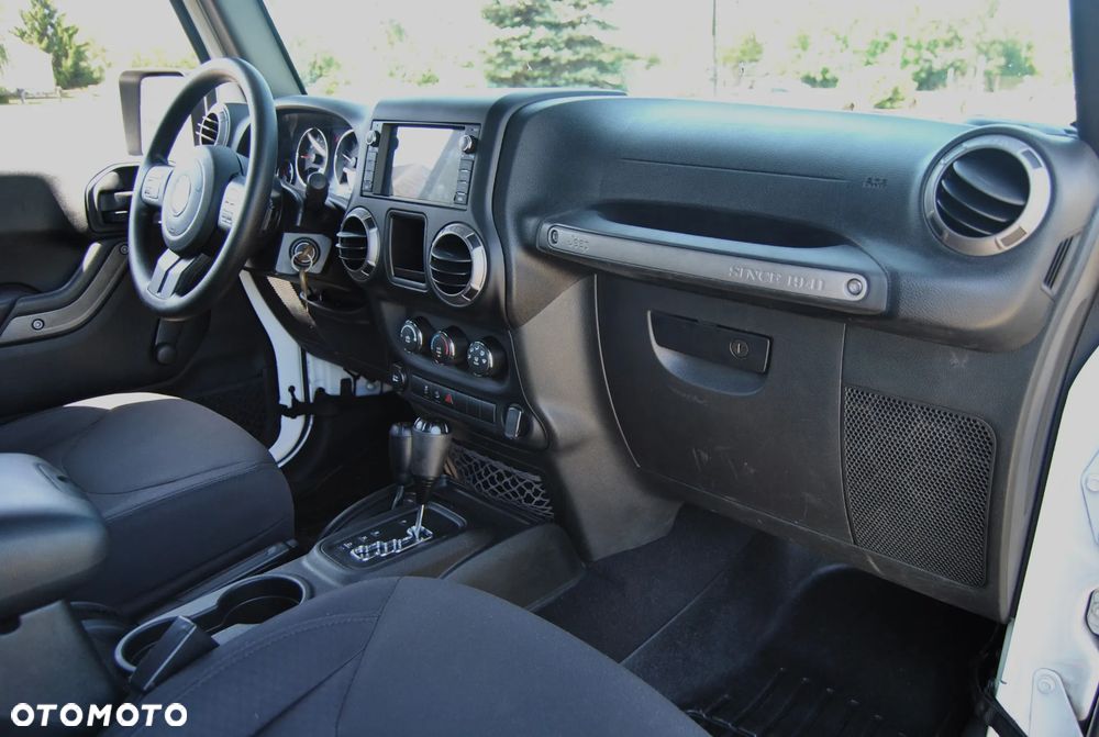 Jeep Wrangler - 7