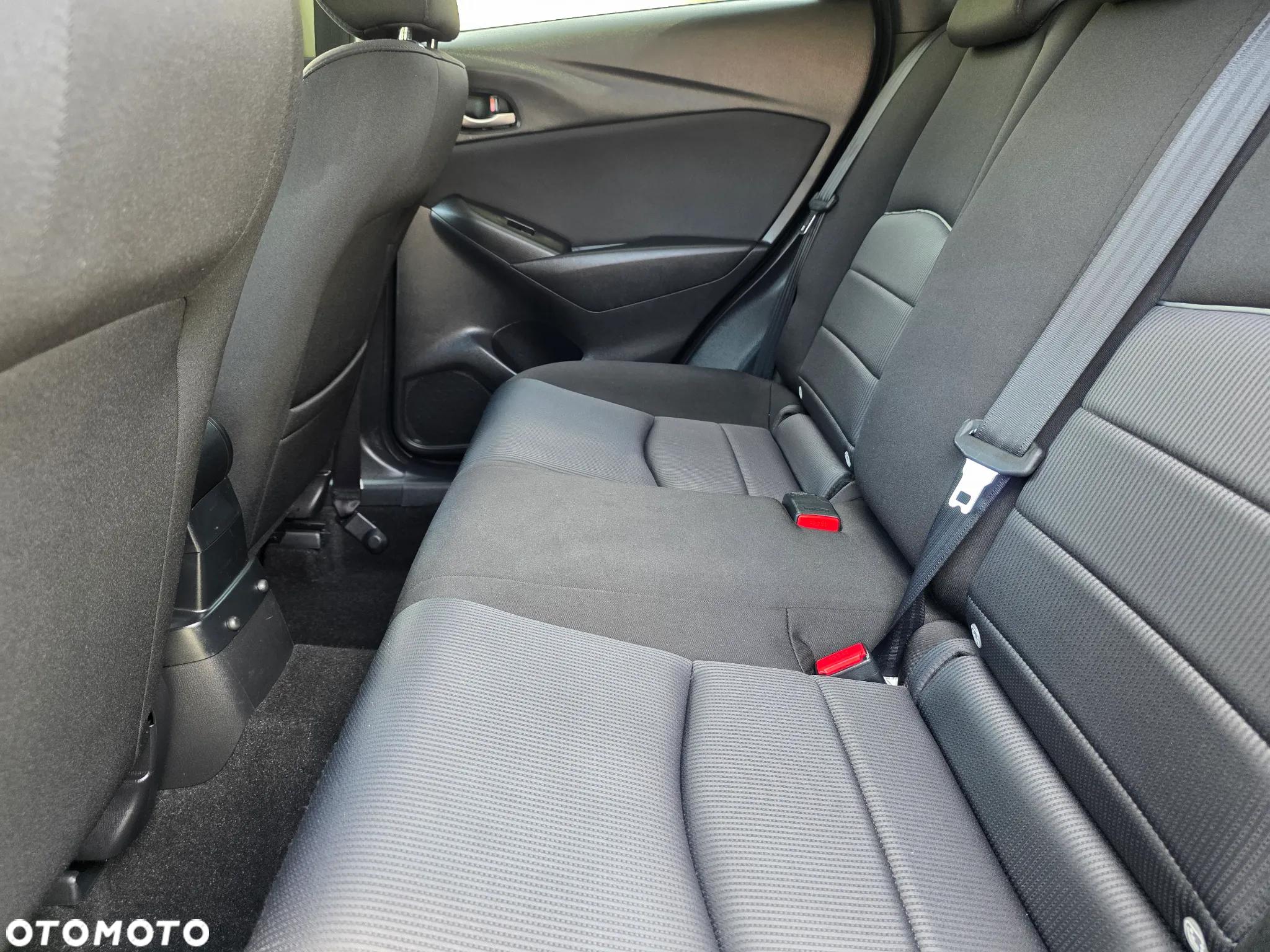 Mazda CX-3 SKYACTIV-G 120 FWD Sports-Line - 23