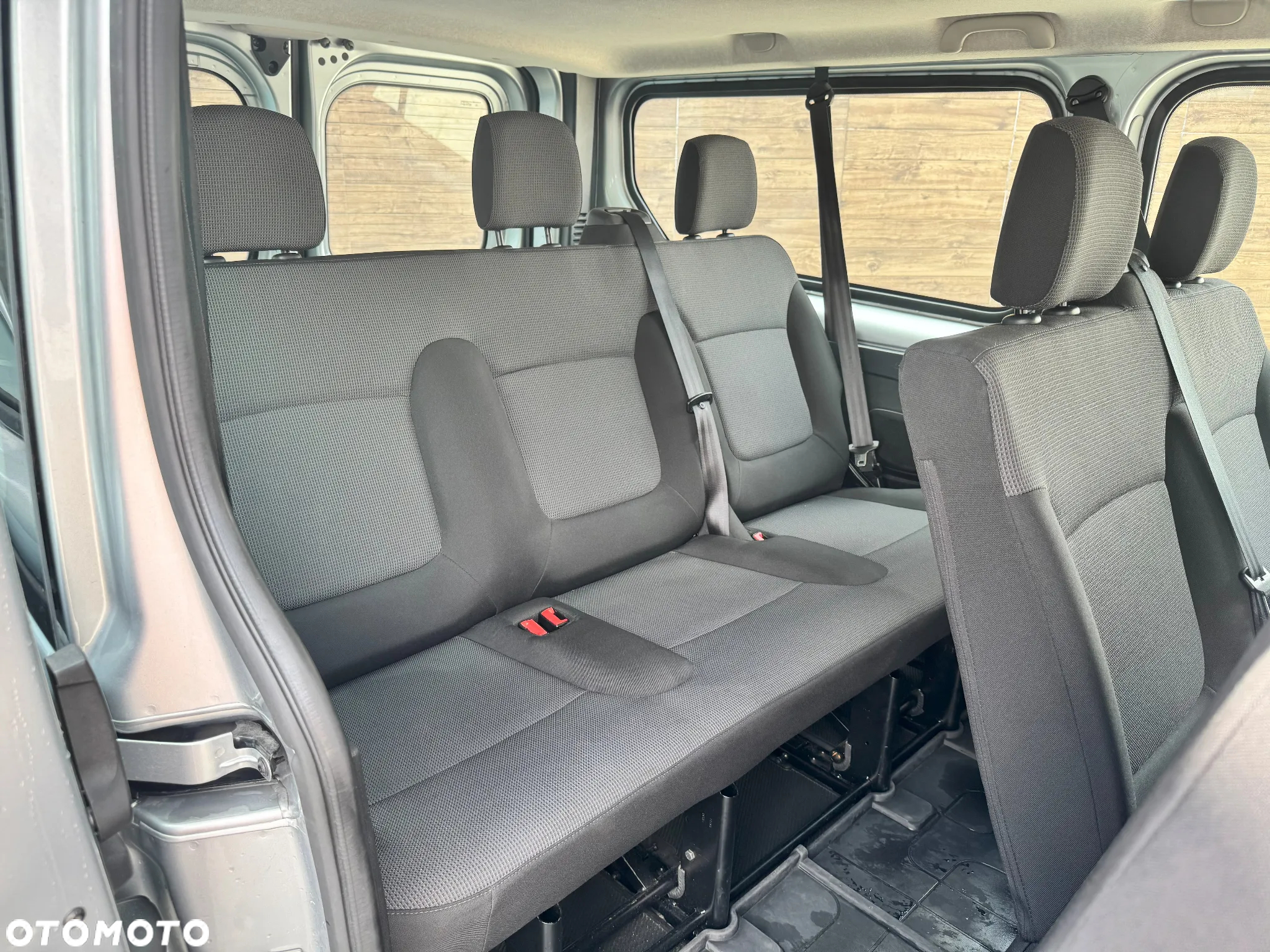 Renault Trafic - 14