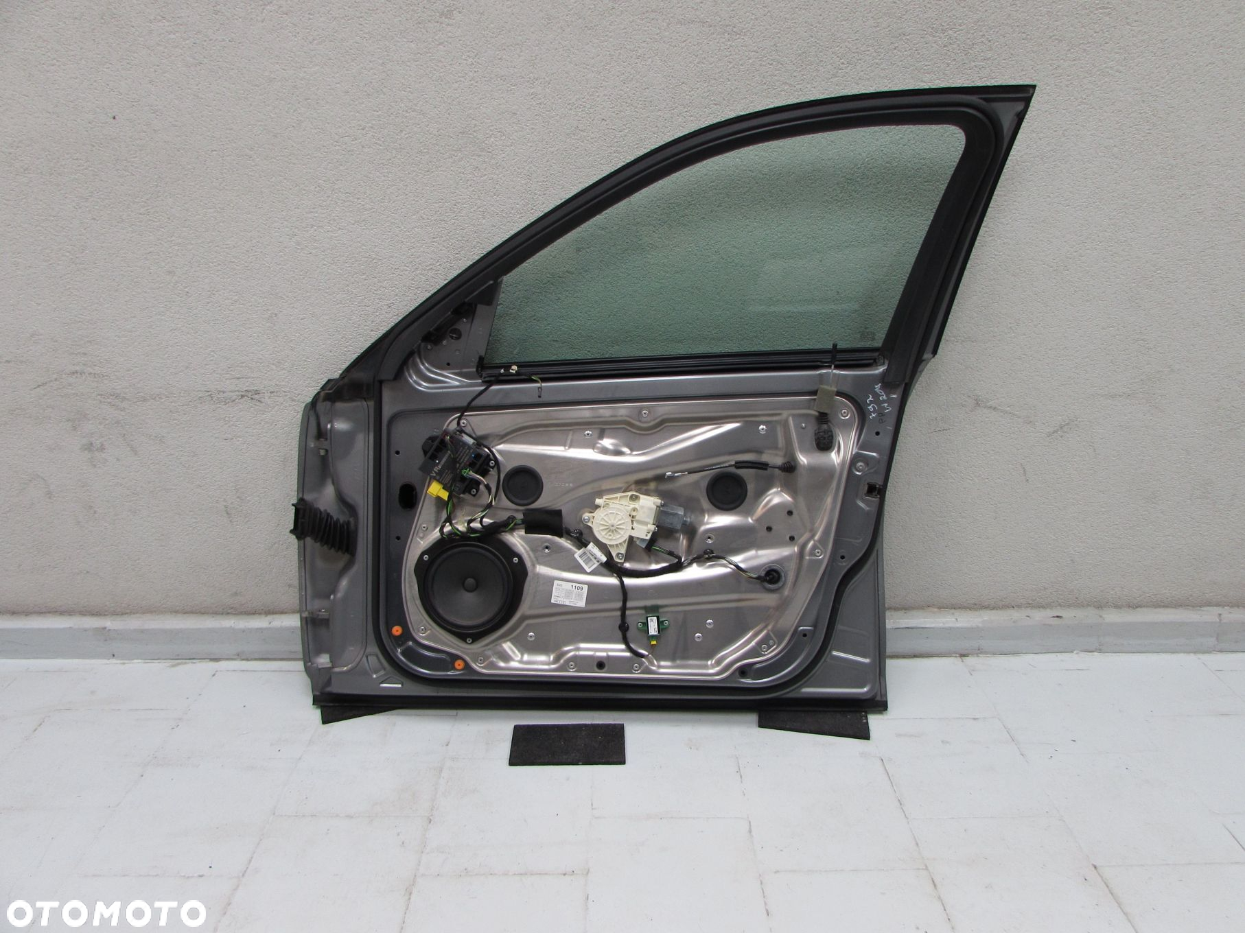 MERCEDES C KLASA W204 LIFT FL 07-14 DRZWI PRZOD PRAWE KPL 792 DO ZALOZENIA - 10