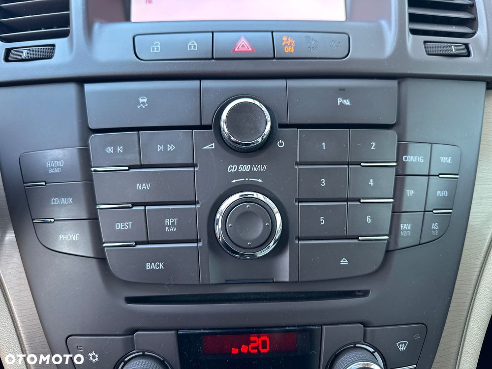 Opel Insignia 1.8 - 22