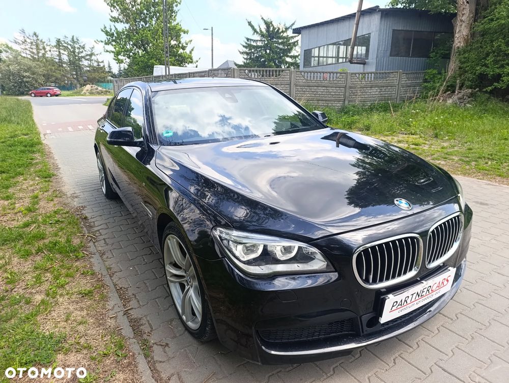 BMW Seria 7 750d xDrive Blue Performance Edition Exclusive - 3