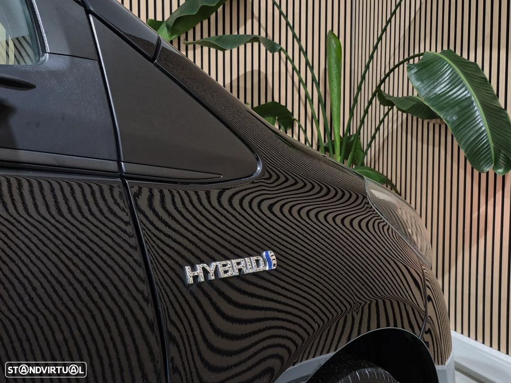 Toyota Yaris 1.5 HSD Comfort +P.Style+P.Techno - 6