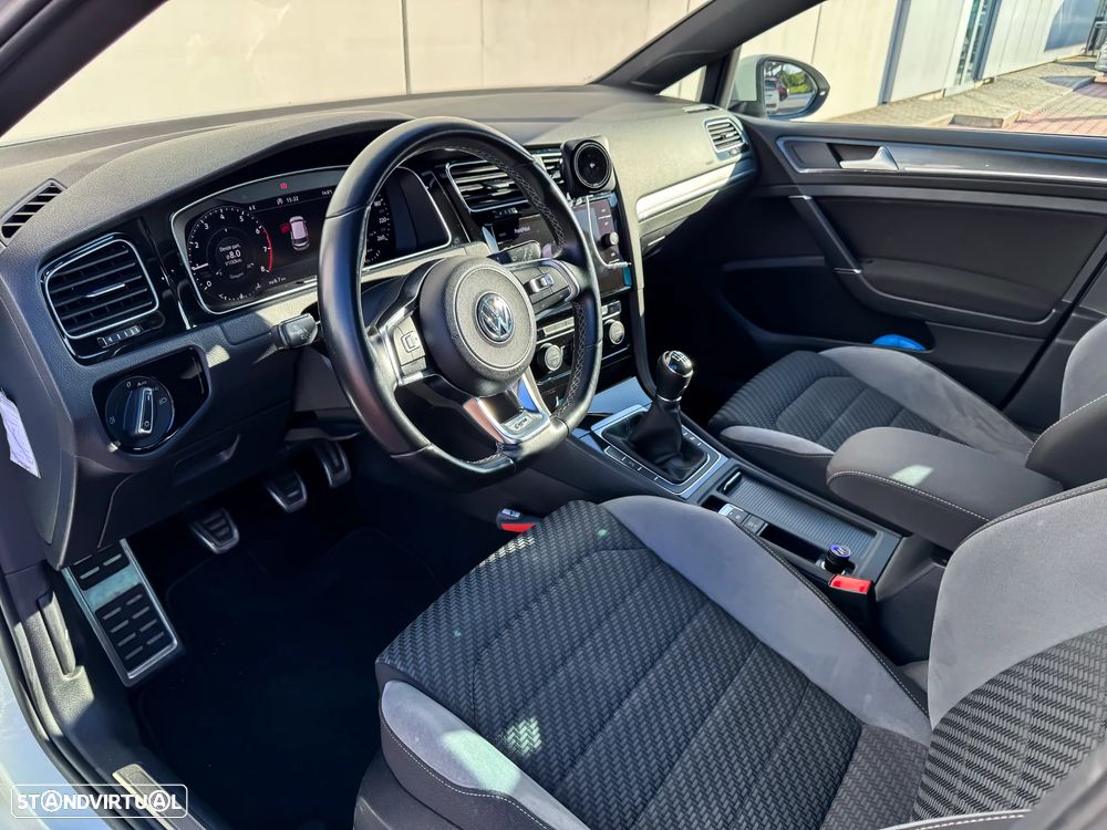 VW Golf 1.5 TSI R-Line - 13