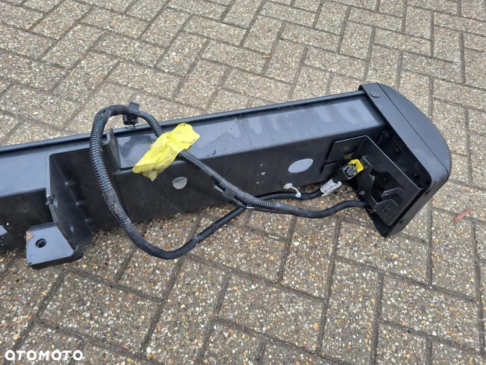 IVECO DAILY BELKA ZDERZAK TYŁ PARKTRONIC NOWY - 8