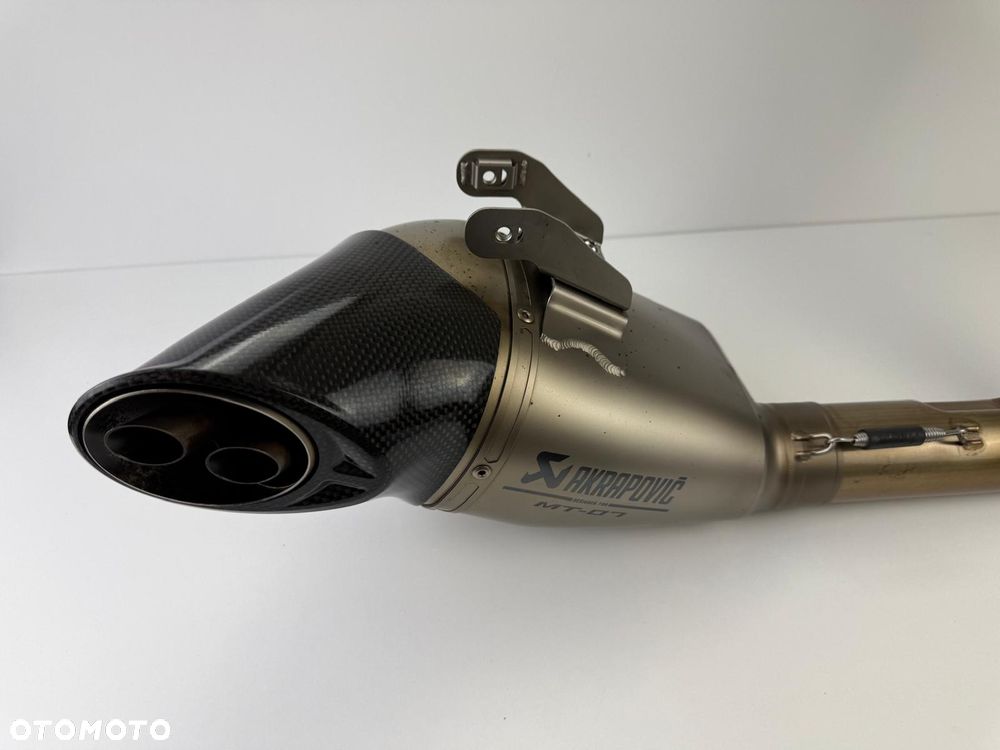 Kompletny tłumik Akrapovič Yamaha MT-07 2021+ - 3