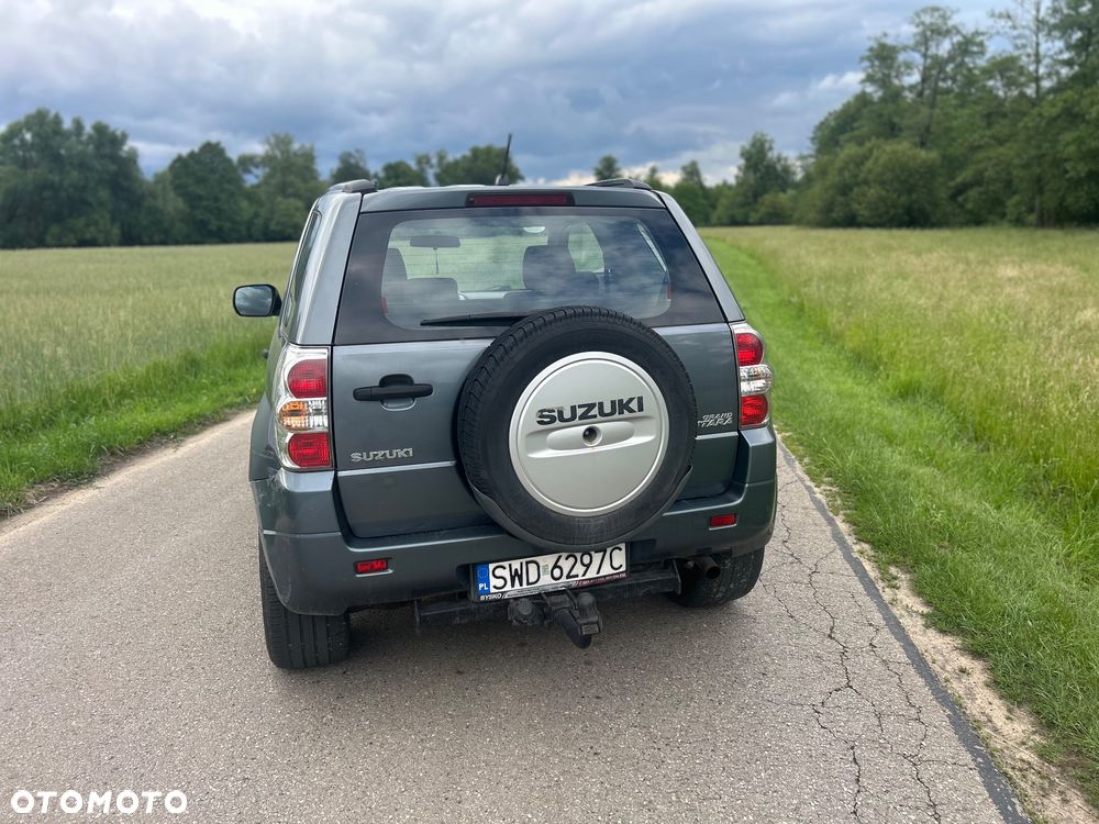 Suzuki Grand Vitara 1.9 DDiS - 11