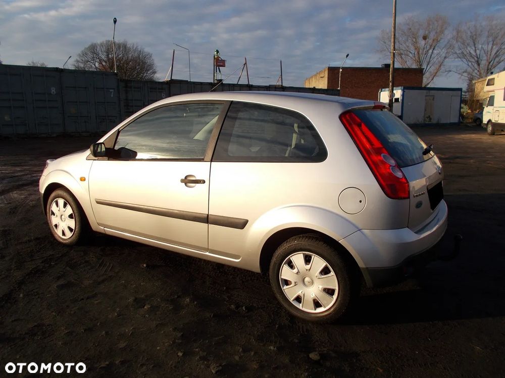 Ford Fiesta 1.3 Style - 4