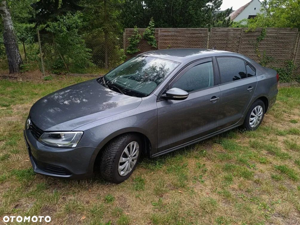 Volkswagen Jetta 1.2 TSI BlueMotion Technology - 1