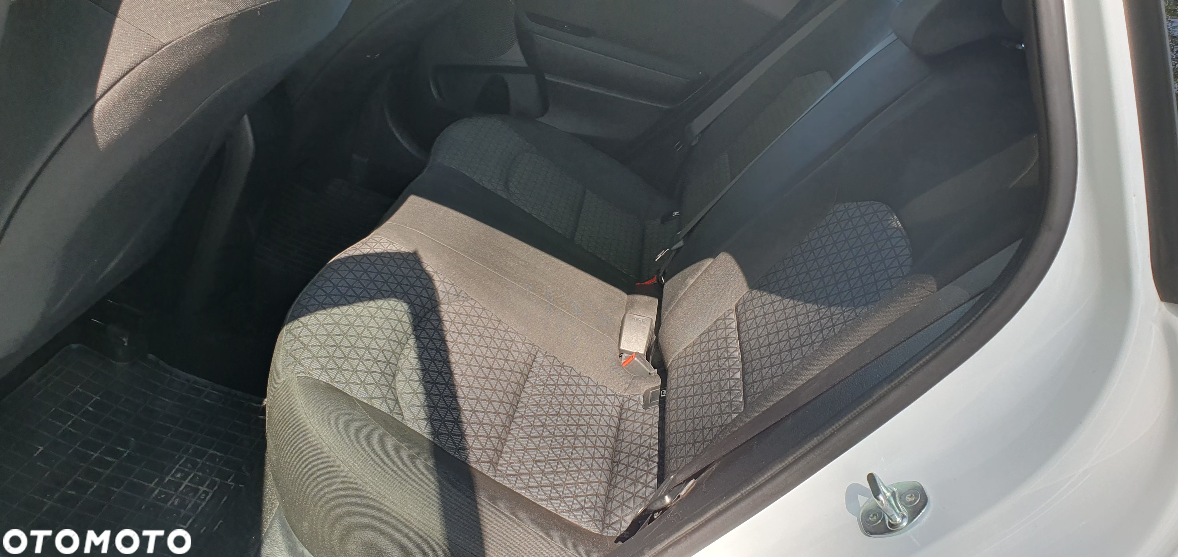 Kia Ceed 1.0 T-GDI Business Line Plus - 16