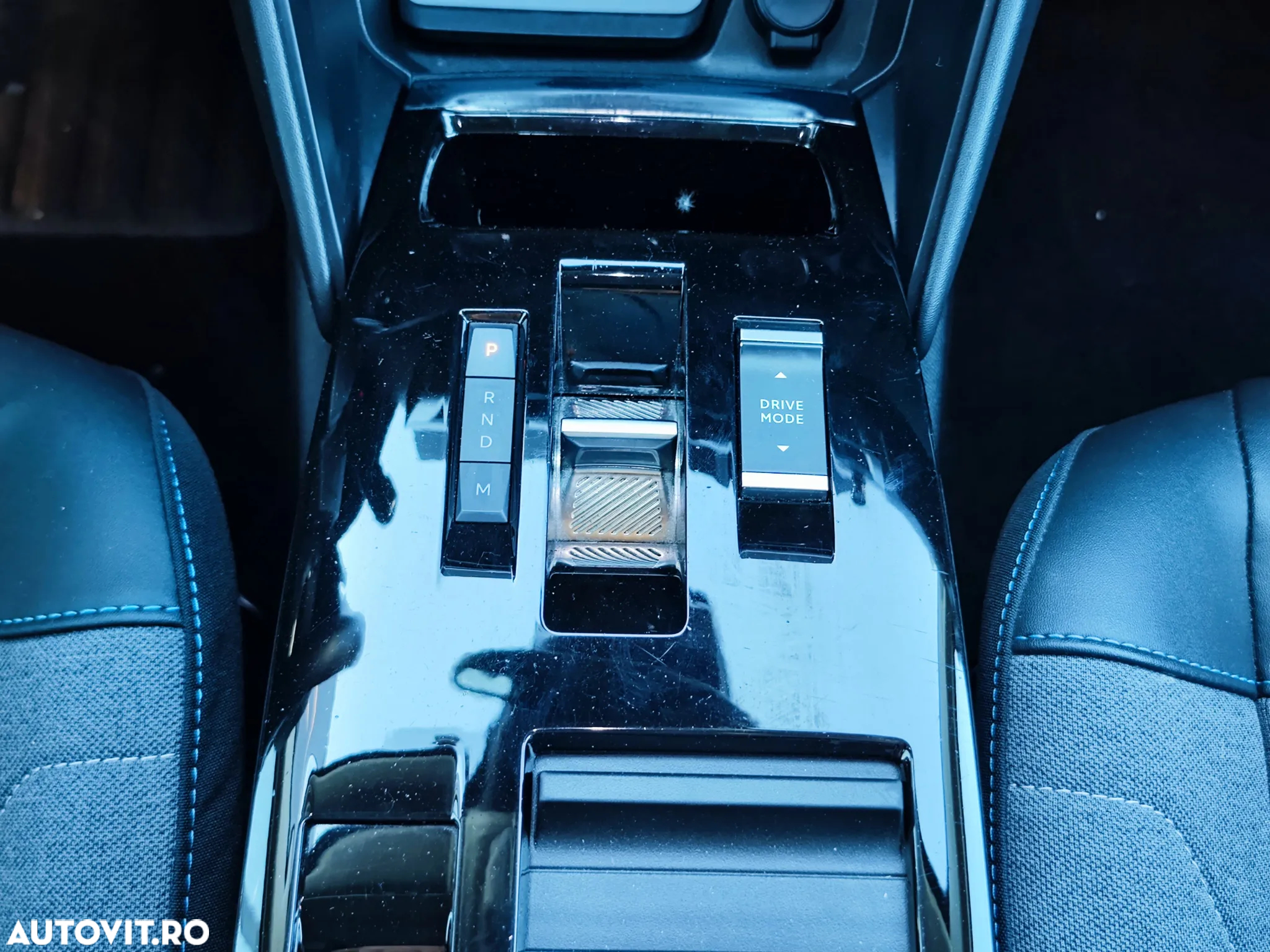 Citroën C4 BlueHDi 130 Stop&Start EAT8 FEEL PACK - 21