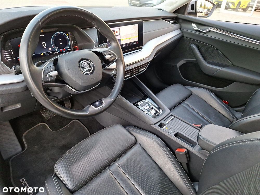Skoda Octavia 2.0 TDI SCR Style DSG - 9