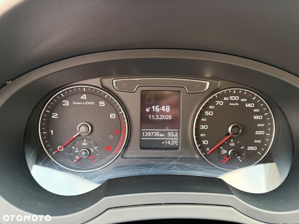 Audi Q3 2.0 TDI sport - 16