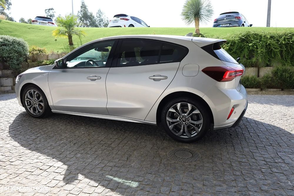Ford Focus 1.0 EcoBoost MHEV ST-Line Aut. - 11