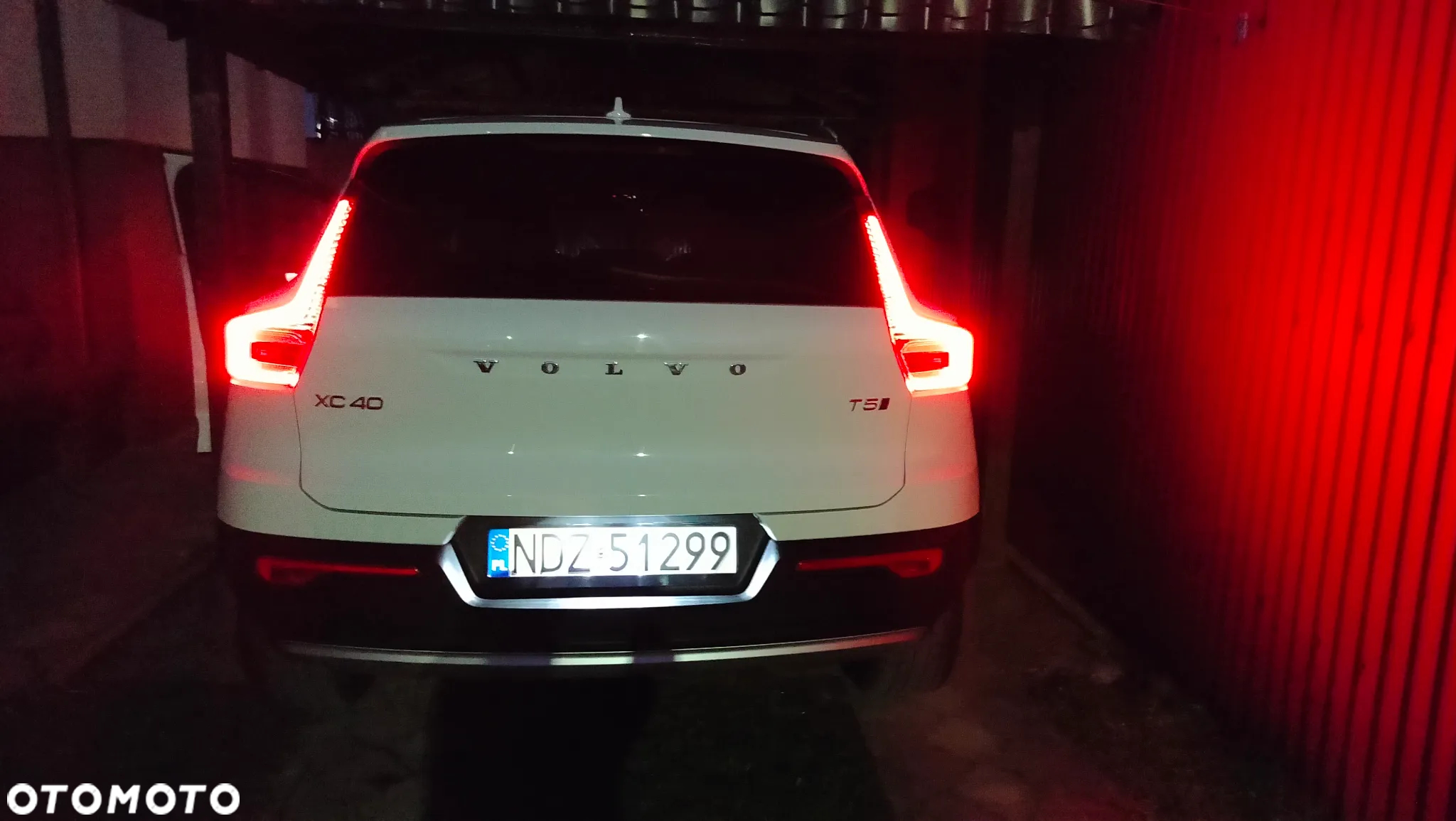 Volvo XC 40 T5 AWD Momentum Pro - 39