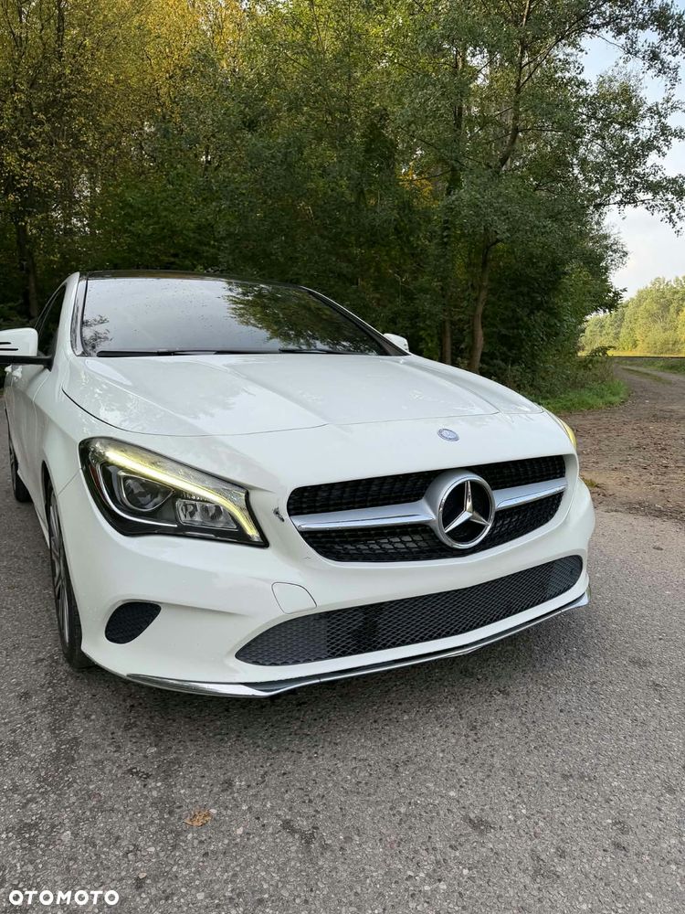 Mercedes-Benz CLA - 16