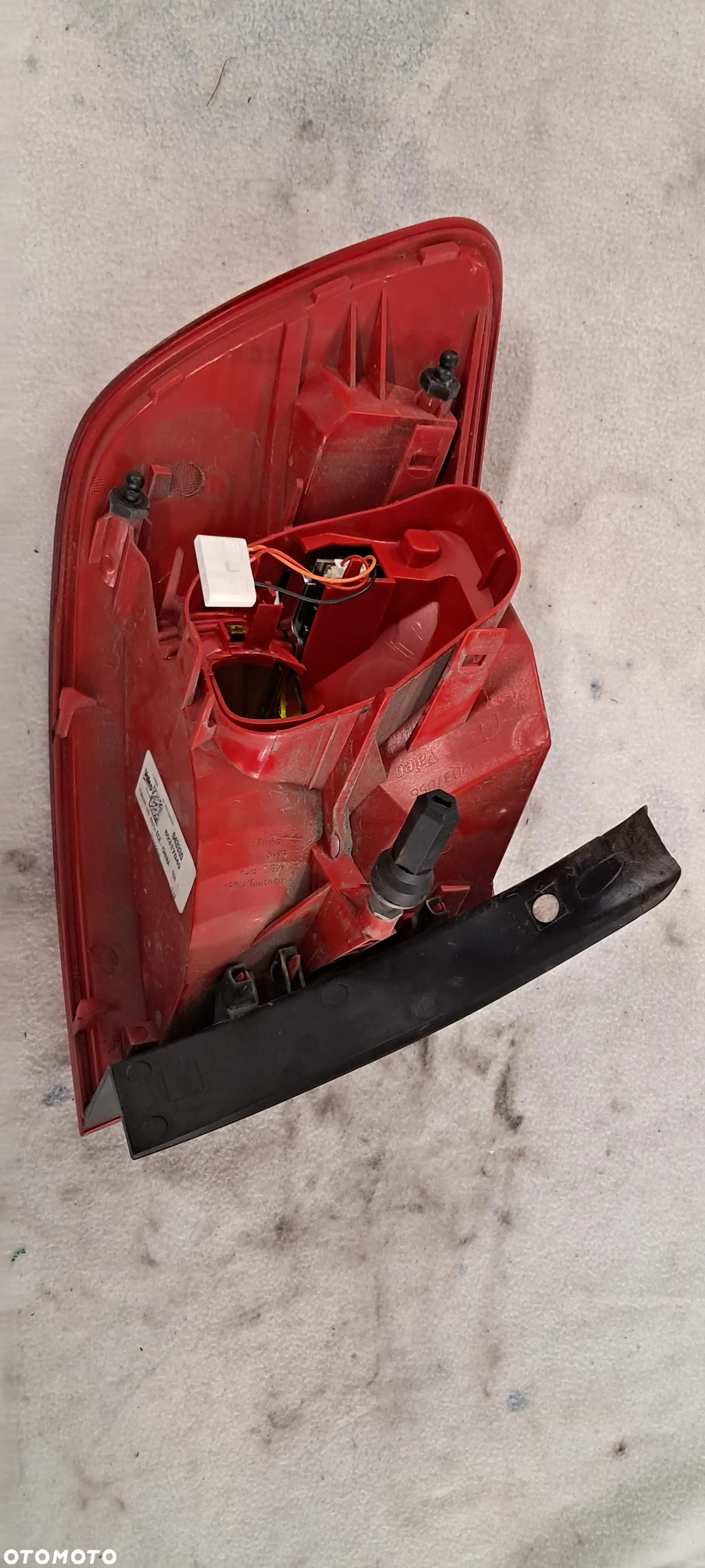Lampa Tył Tylna LED w Błotnik Prawa Audi A6 C6 Kombi - 7