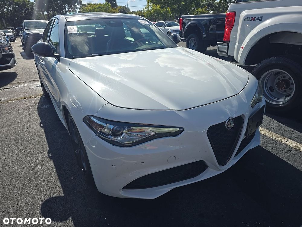 Alfa Romeo Giulia 2.0 Turbo TI Q4 - 3