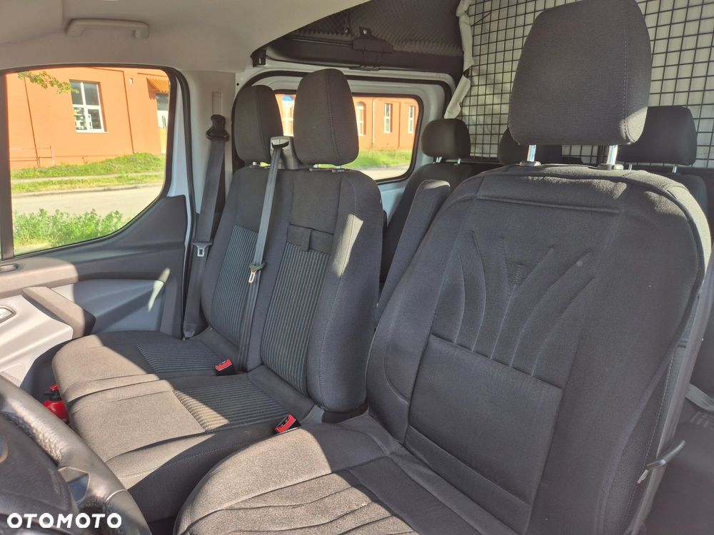Ford Transit Custom - 16
