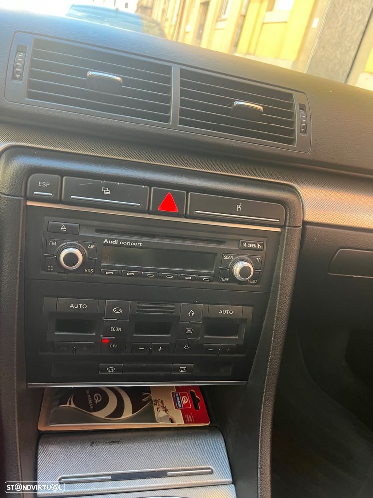 Audi A4 Avant 1.9 TDi - 9