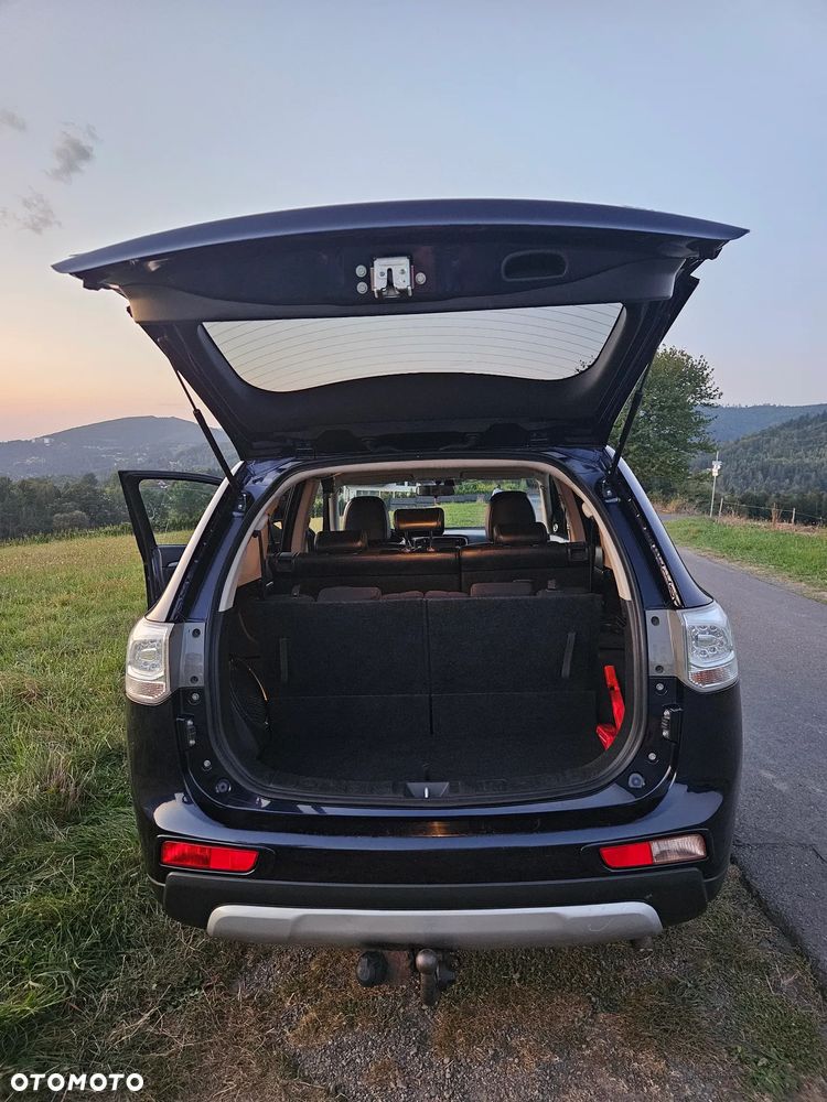 Mitsubishi Outlander 2.2 DID Intense + 4WD - 4