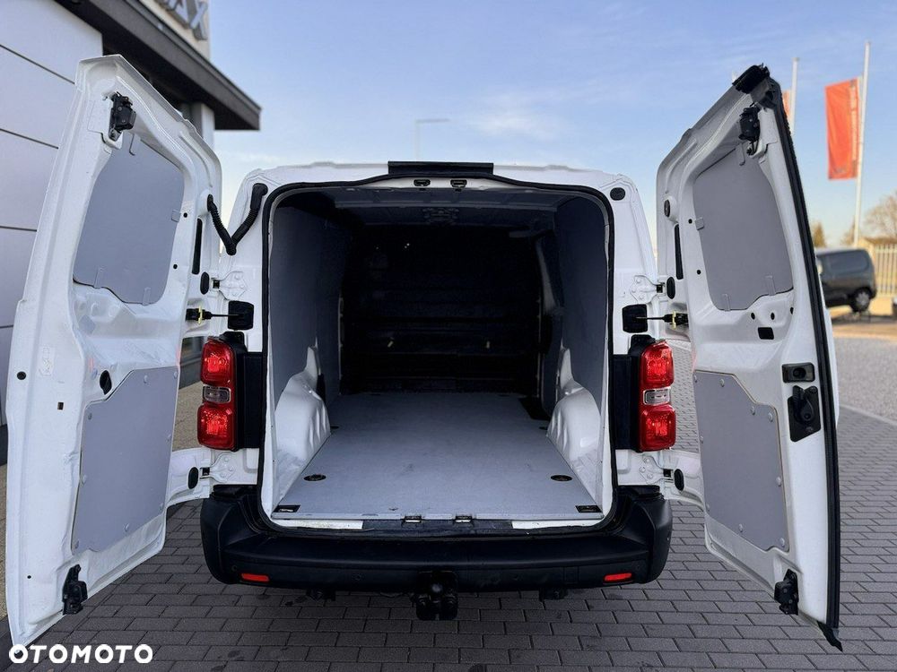 Opel Vivaro - 8