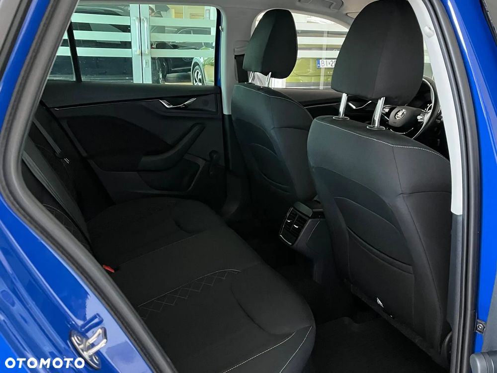 Skoda Kamiq 1.0 TSI Ambition DSG - 33