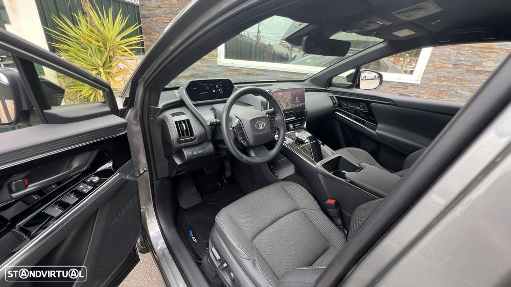 Toyota bZ4X 71,4 kWh Premium Limited - 7
