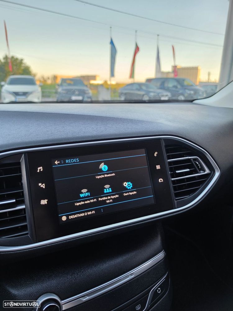 Peugeot 308 SW 1.5 BlueHDi Style - 48