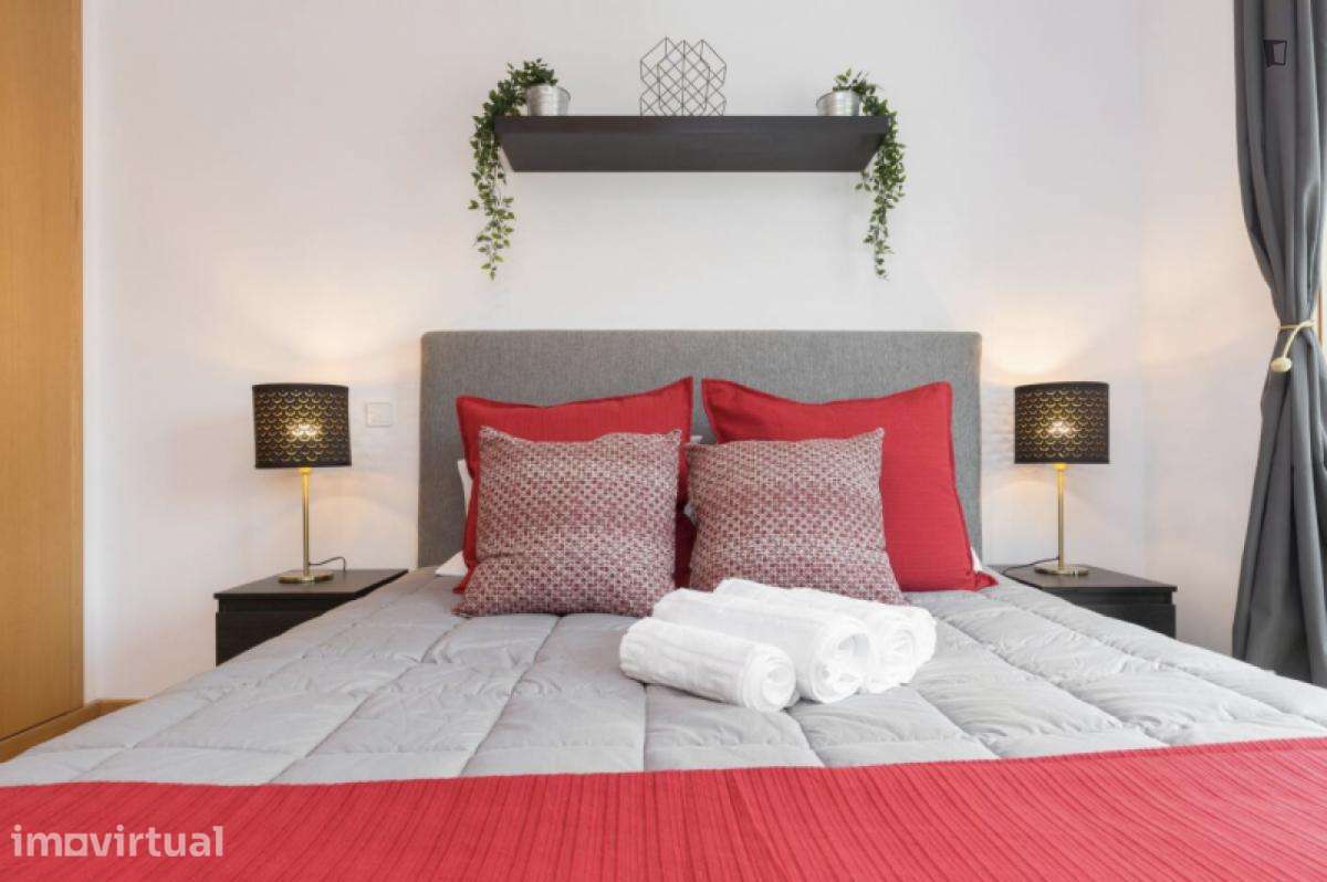 Apartamento com 3 quartos - localizado em Massarelos Porto - Grande imagem: 4/39