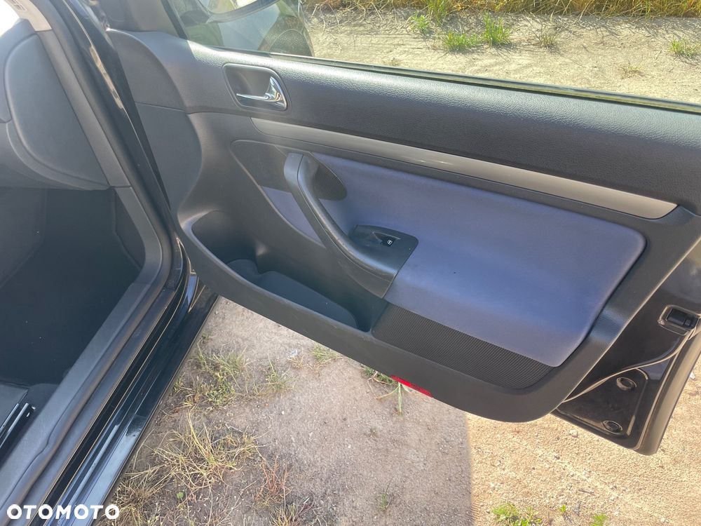 Volkswagen Golf 2.0 FSI Individual - 18