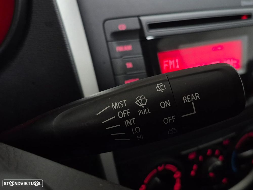 Suzuki Celerio 1.0 GL - 15