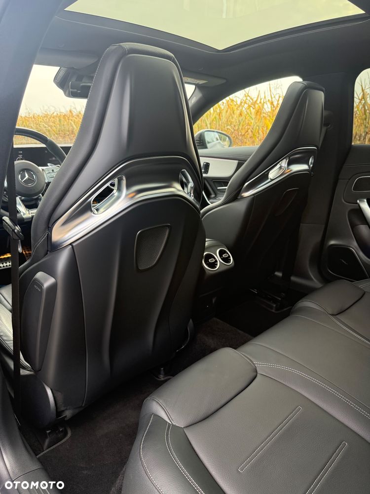 Mercedes-Benz CLA AMG 45 S 4-Matic+ Street Style 8G-DCT - 33