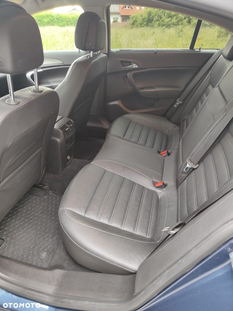 Opel Insignia - 8