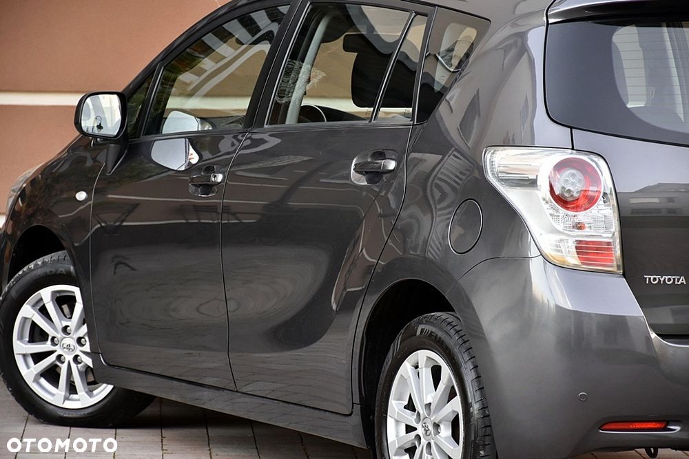 Toyota Verso 1.8 7-Sitzer Skyview Edition - 12