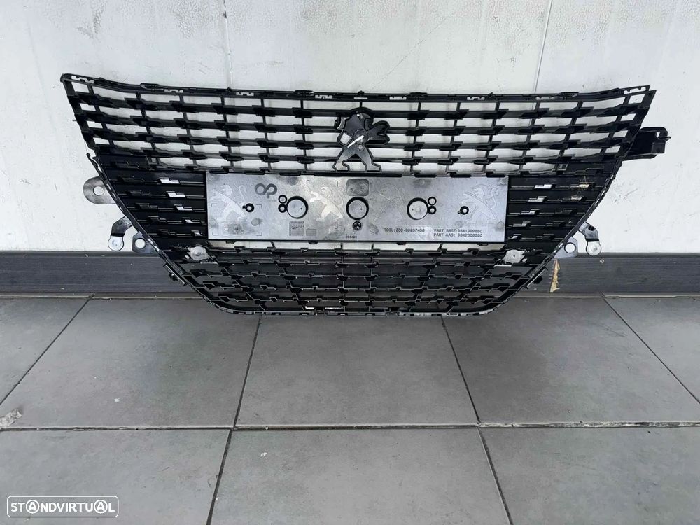 Grelha Frontal Peugeot 208 - G418 - 5
