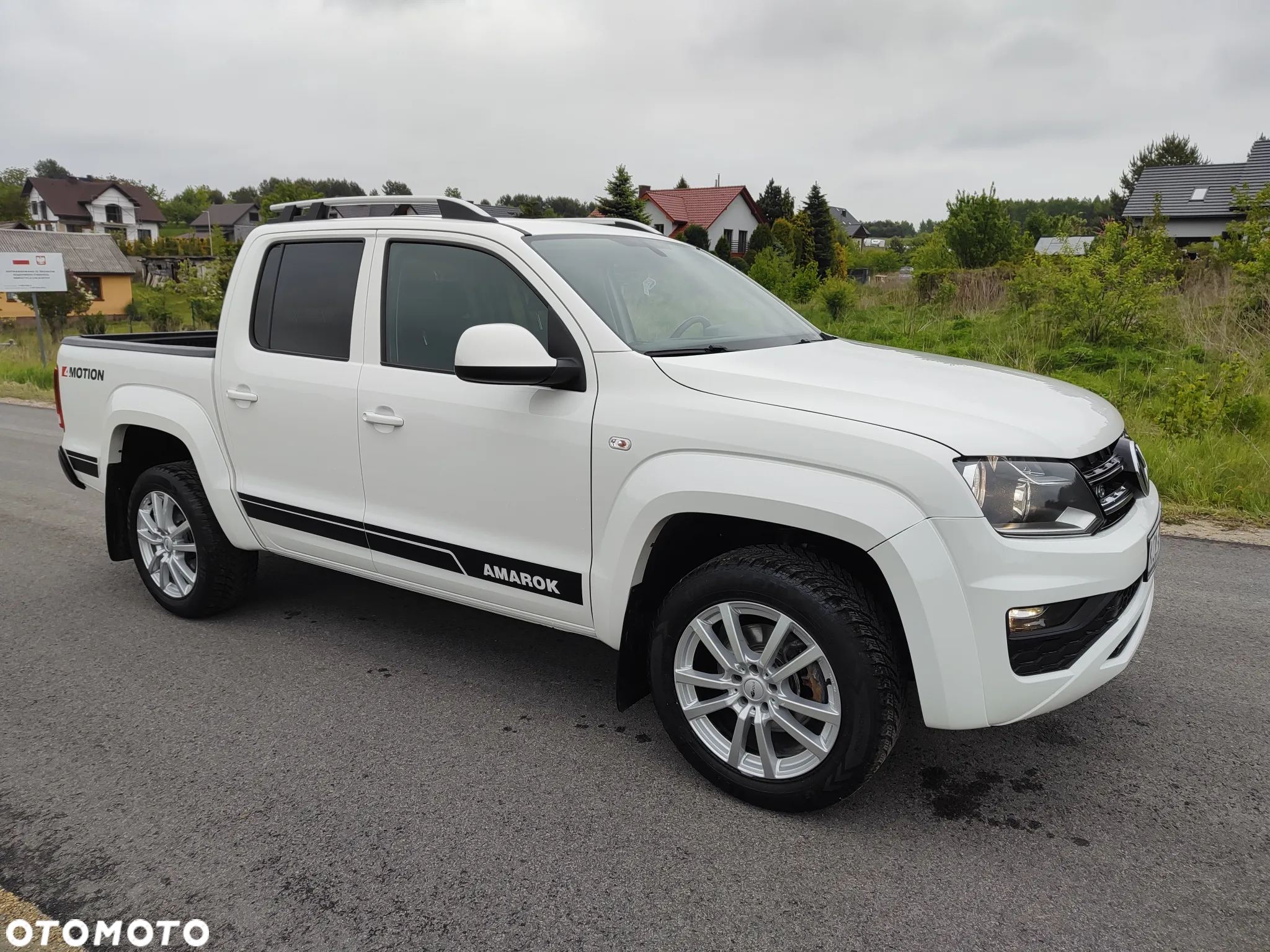 Volkswagen Amarok 3.0 V6 TDI 4Mot Comfortline - 10