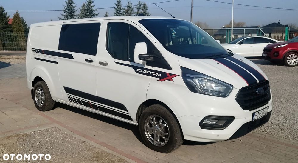 Ford Transit Custom 310 L2H1 Limited - 4