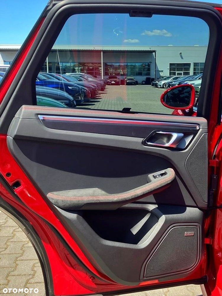 Porsche Macan GTS - 18