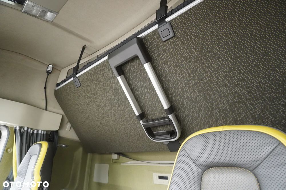 Volvo FH16 750 8x4x4 / 750 KM! / Rama do zabudowy / 4. oś skrętna i podnoszona - 19