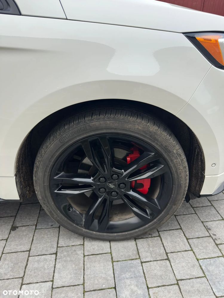 Ford Edge - 10