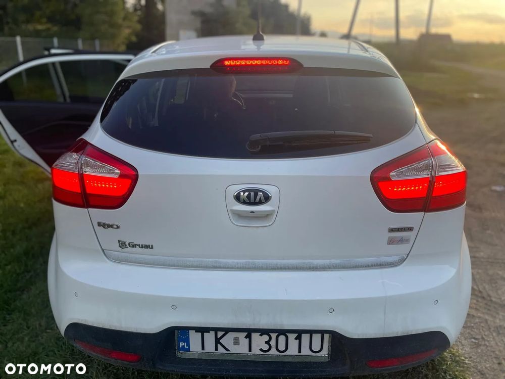 Kia Rio - 17