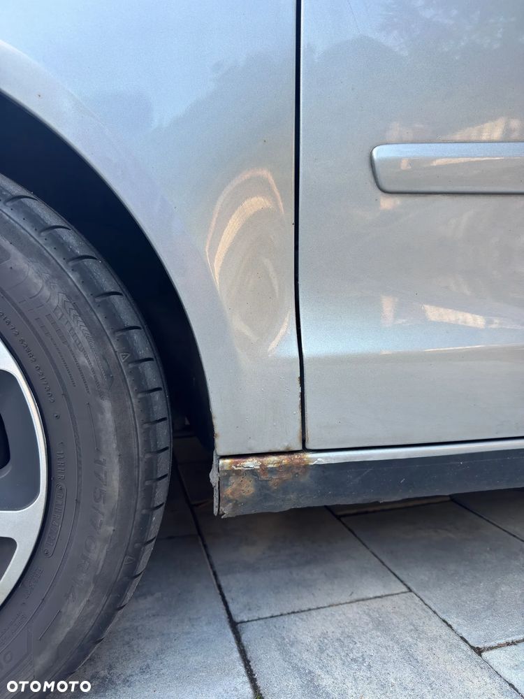 Volkswagen Polo - 18