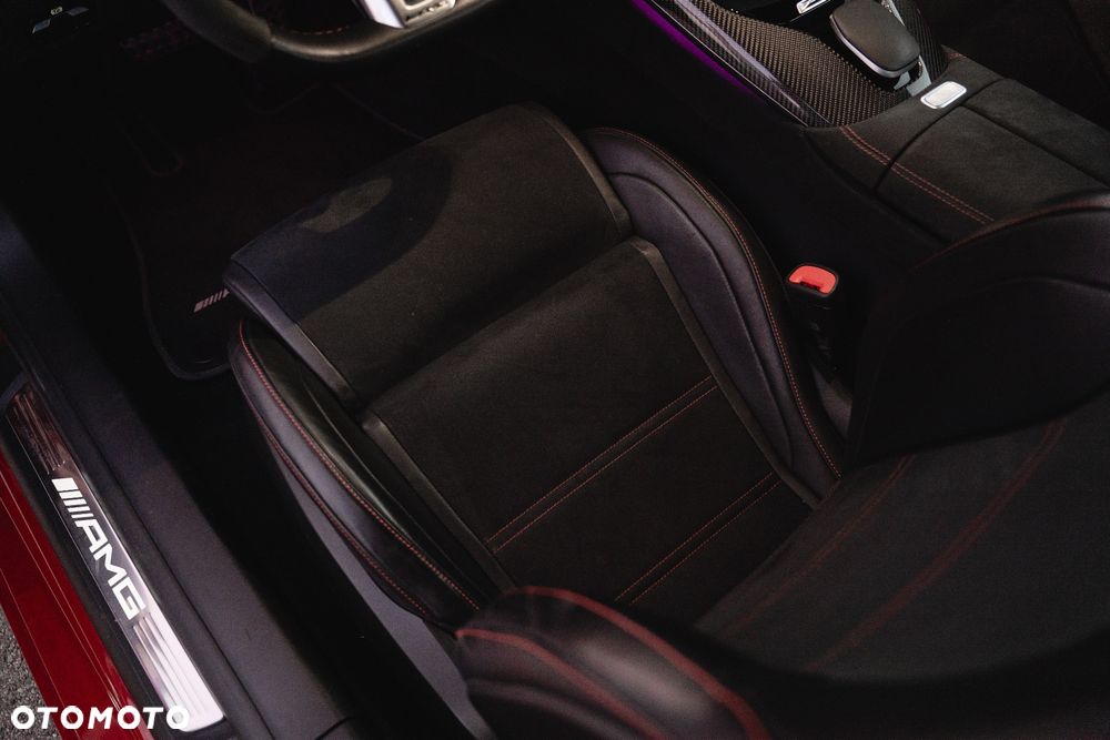 Mercedes-Benz AMG GT Speedshift 7G-DCT - 32