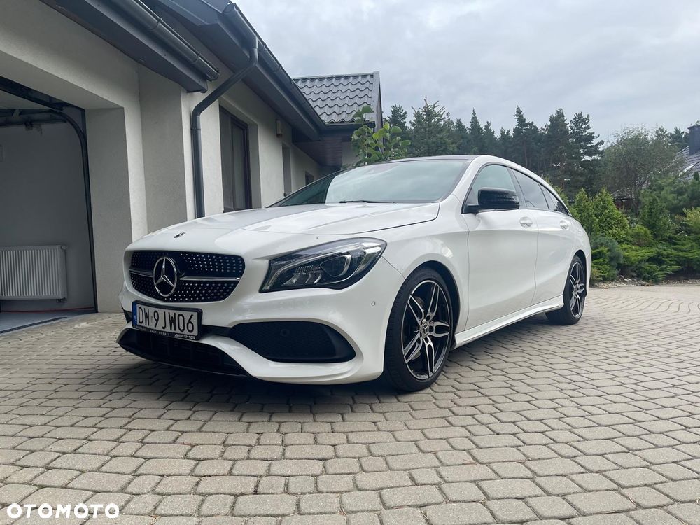 Mercedes-Benz CLA ver-220-4--matic-amg-line - 1