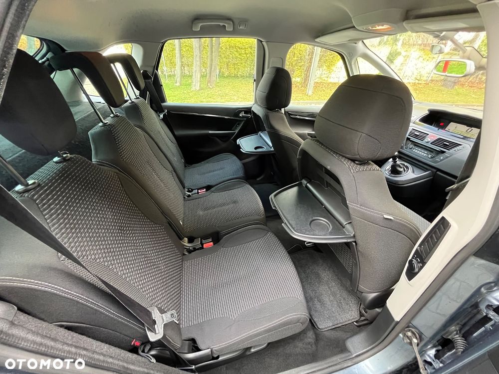 Citroën C4 Picasso 1.6 HDi Impress - 21