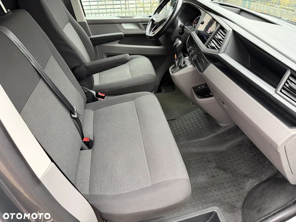 Volkswagen Transporter - 24